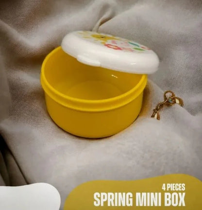 Set of 4 Spring-Clip Storage Bowls