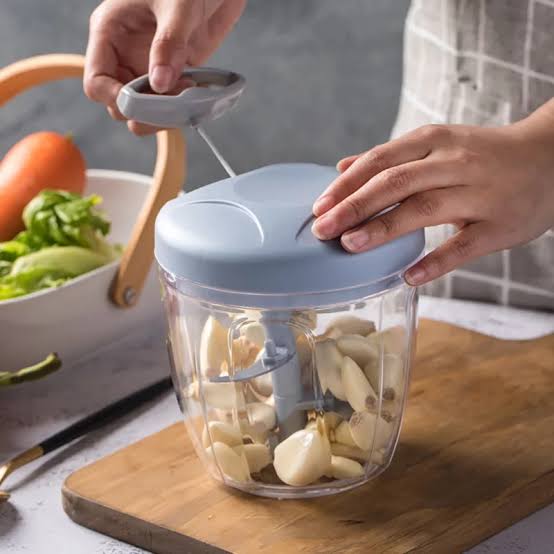 Hand-Pull Vegetable Chopper
