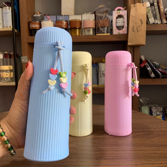 Reusable Pastel Glass Water Bottle – Ribbed Silicone Sleeve & Trendy Beaded Strap